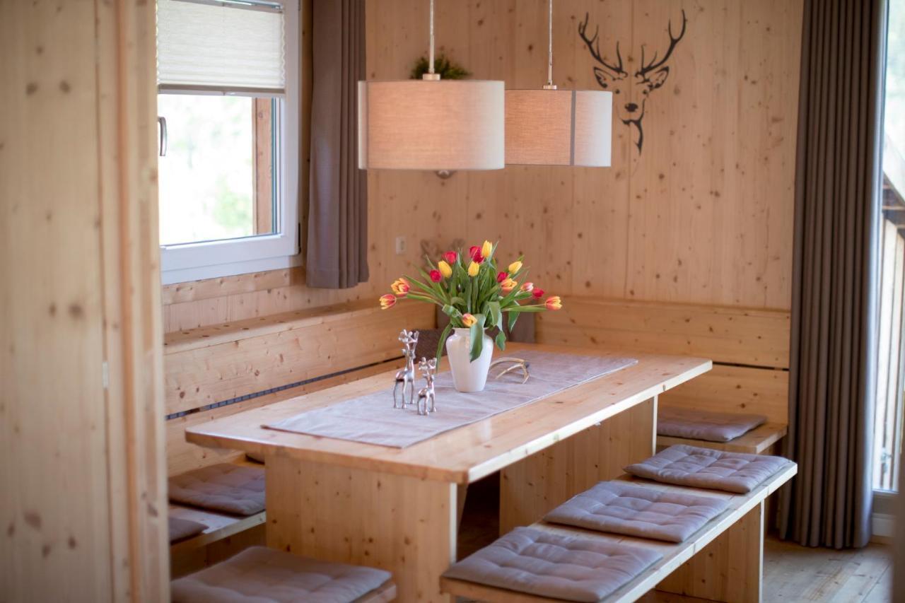 Hirsch Chalet Sankt Lorenzen ob Murau Buitenkant foto